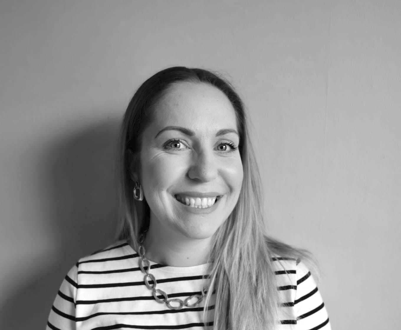 Mhairi Opalka Senior Account Manager